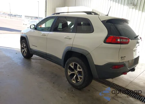 2017 Jeep Cherokee Trailhawk 4X4 from USA, damaged, VIN 1C4PJMBS6HW615579